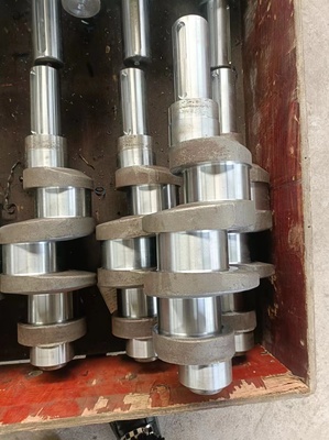 源頭廠家批發(fā)34CrNiMo6齒輪軸與25鋼鍛件，來圖定制鏈輪服務(wù)